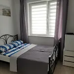 Goscinne Galeon W Darlowku Vendégház 3*