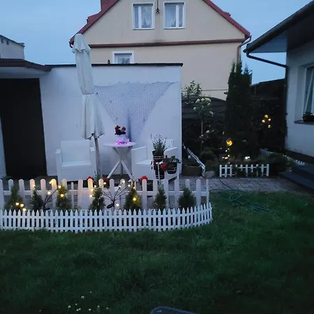 게스트하우스 Goscinne Galeon W Darlowku