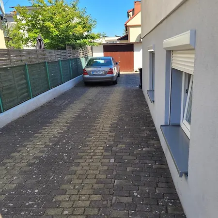 Pensjonat Gościnne Galeon W Darłówku 3*