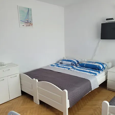 Gościnne Galeon W Darłówku 3* Darłowo