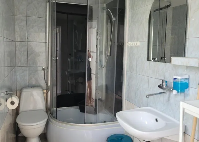 게스트하우스 Goscinne Galeon W Darlowku 다르워보