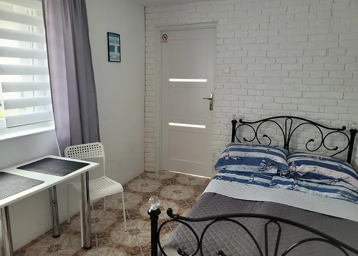 게스트하우스 Goscinne Galeon W Darlowku 3*